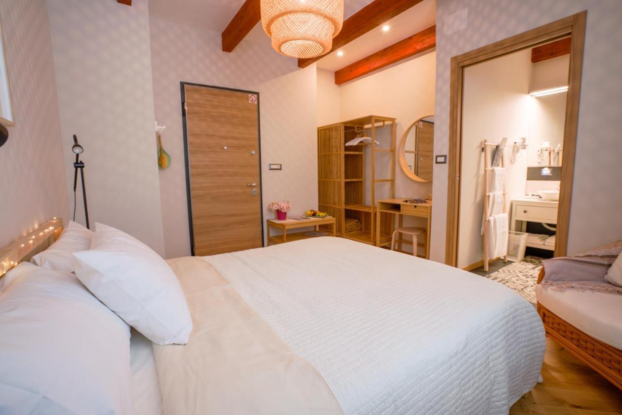Bed and Breakfast Sa Domo E Giuanne E Giuanna Боса Экстерьер фото